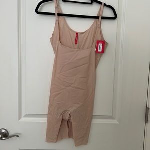 OnCore Open-Bust Mid-Thigh Bodysuit, Spanx, L\G